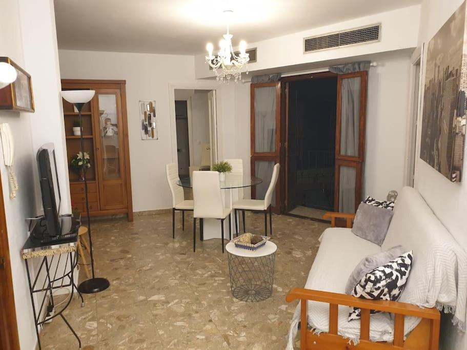 Espacioso Apartamento En Amor De Dios, Alameda Siviglia Esterno foto